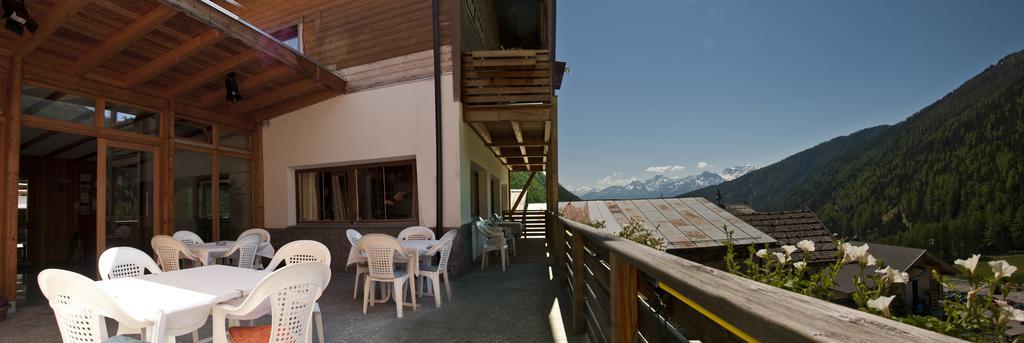 Hotel Edelweiss マッレス・ヴェノスタ エクステリア 写真